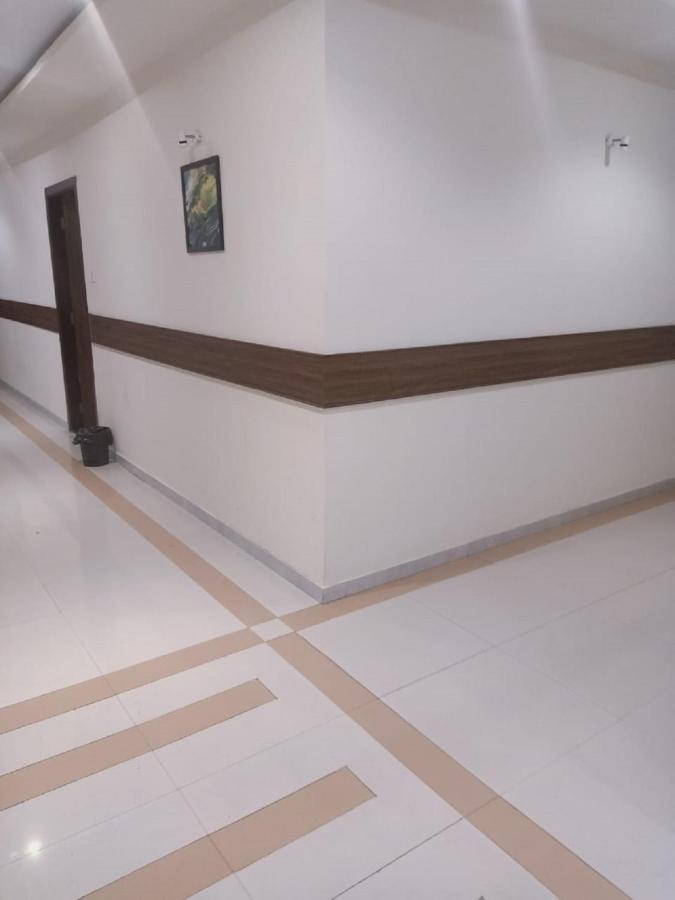 Hotel Bkc Garden - Near Us Embassy Bkc มุมไบ ภายนอก รูปภาพ